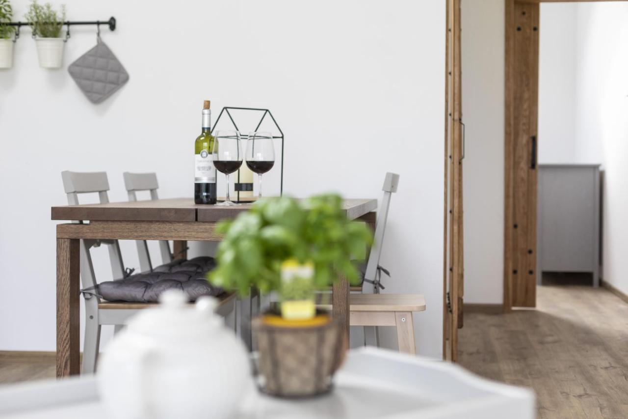 Babyky Apartmany Jindřichův Hradec Buitenkant foto